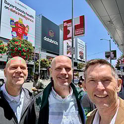 deviq-2025-q2-databricks-summit-group